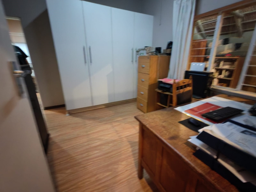 3 Bedroom Property for Sale in Vaalpark Free State